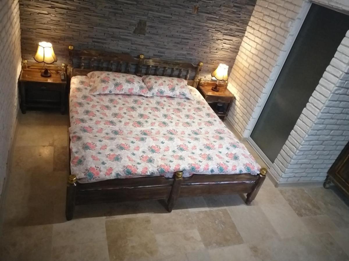 曼加利亚Casa Mola公寓 外观 照片